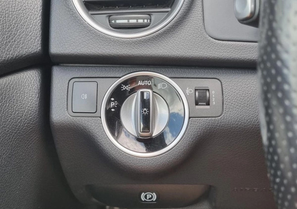 Mercedes-Benz Klasa C cena 59999 przebieg: 178700, rok produkcji 2013 z Kłodzko małe 742